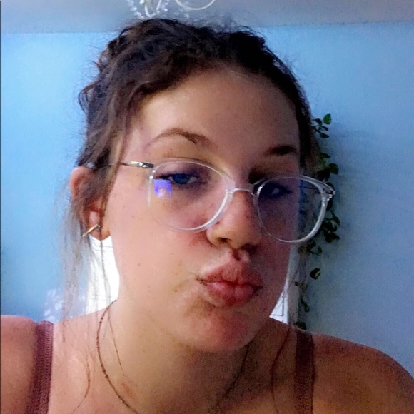 lauren_22275